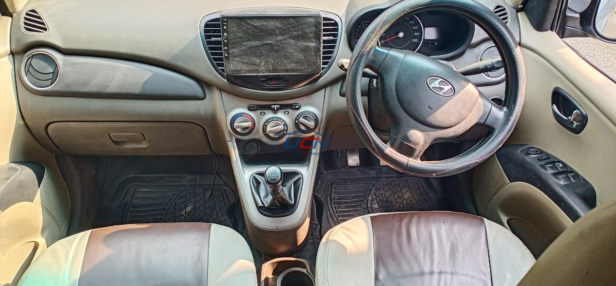 2013 Hyundai i10 in Kathmandu