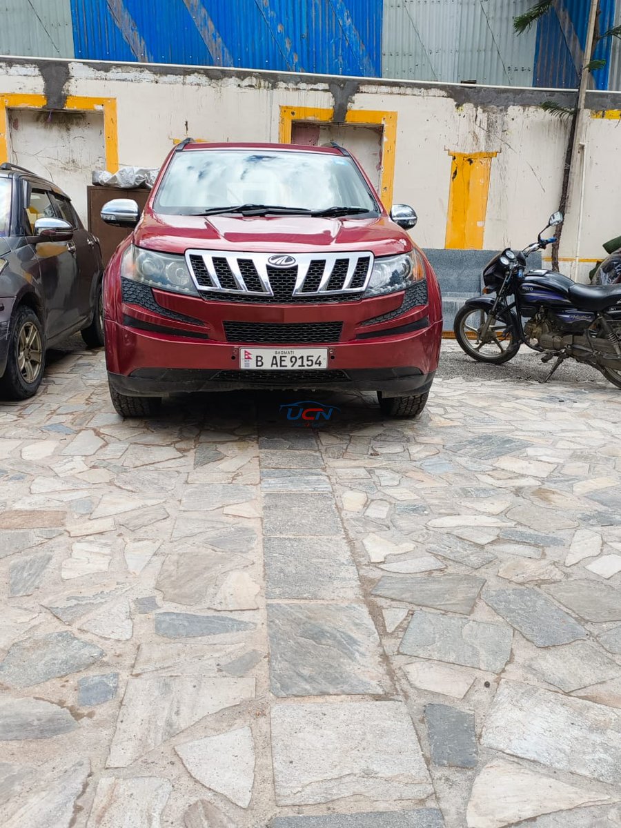 2014 Mahindra XUV500 in Kathmandu