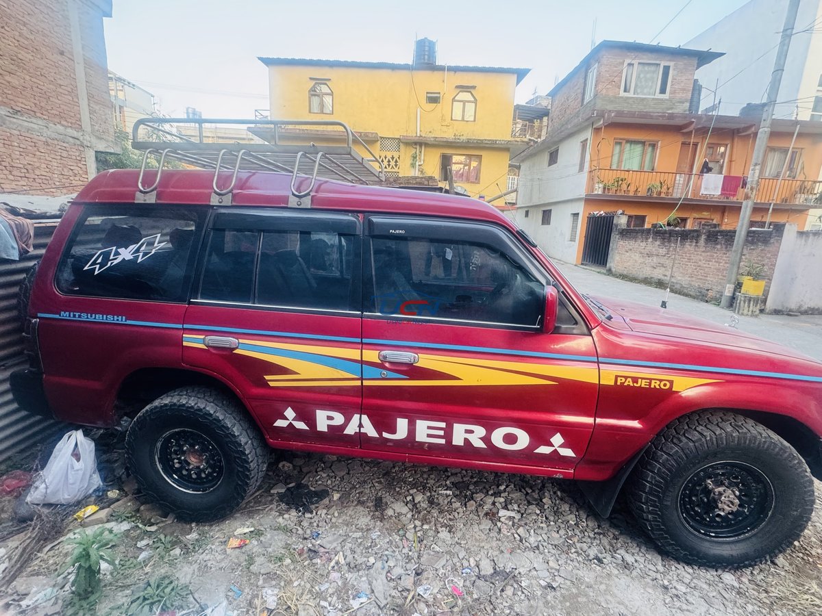 1998 Mitsubishi Pajero in Kathmandu