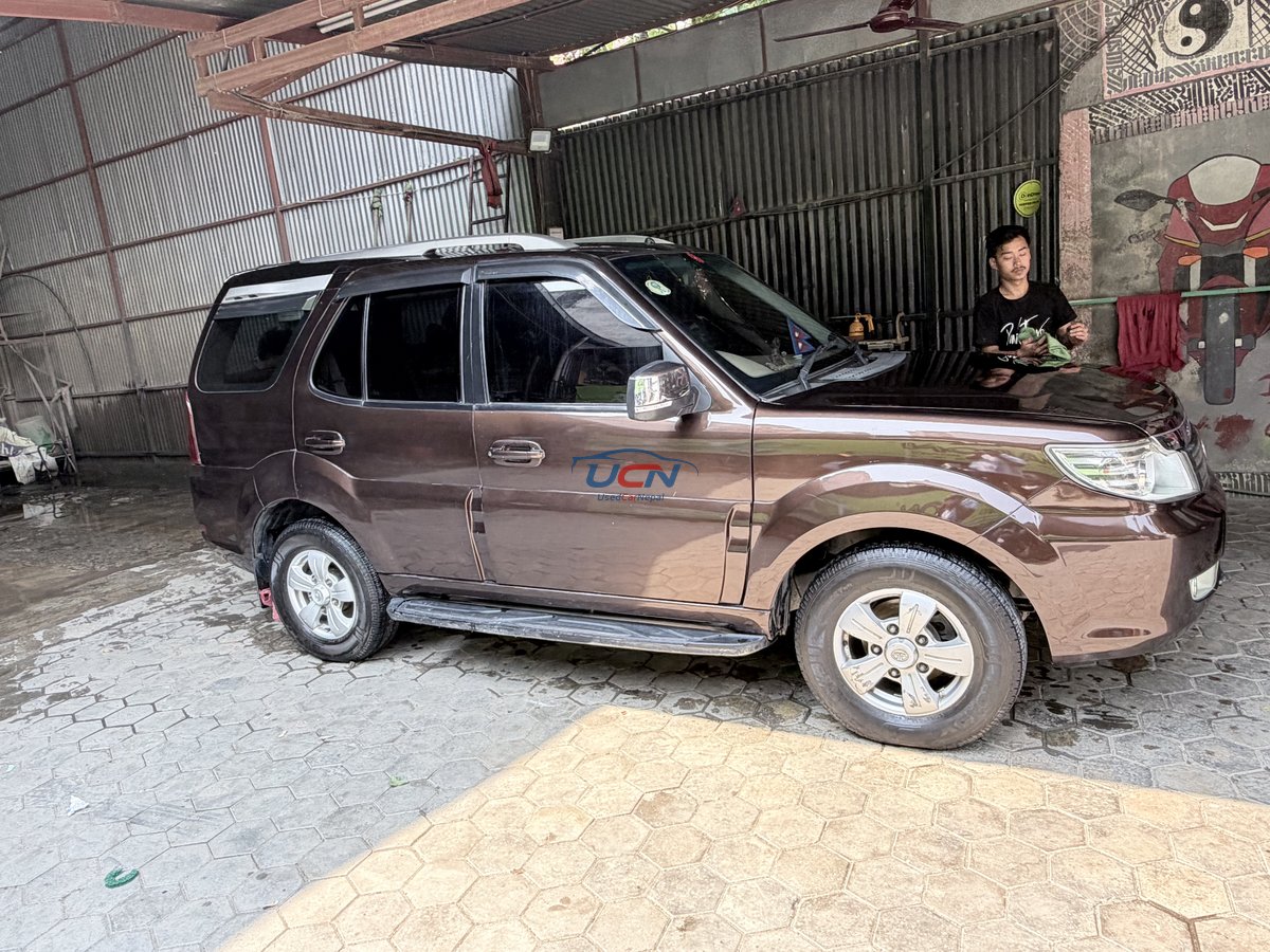 2013 Tata Safari Storme in Kathmandu
