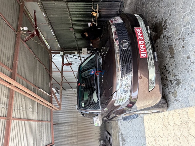 2013 Tata Safari Storme in Kathmandu