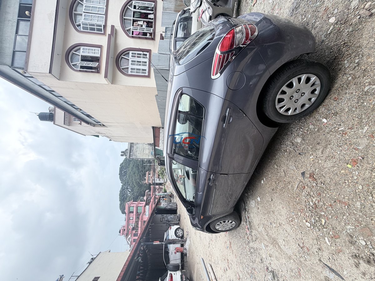 2010 Hyundai i20 in Kathmandu